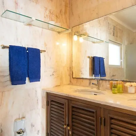 With 3 Bedrooms Tatil Evi Carvoeiro (Lagoa)
