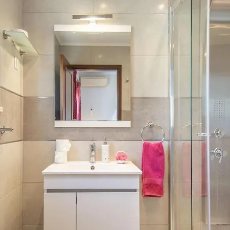 With 3 Bedrooms *