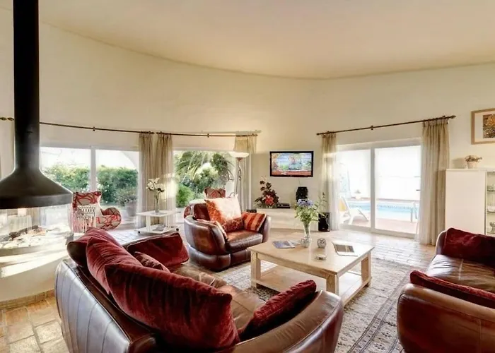 With 3 Bedrooms *
