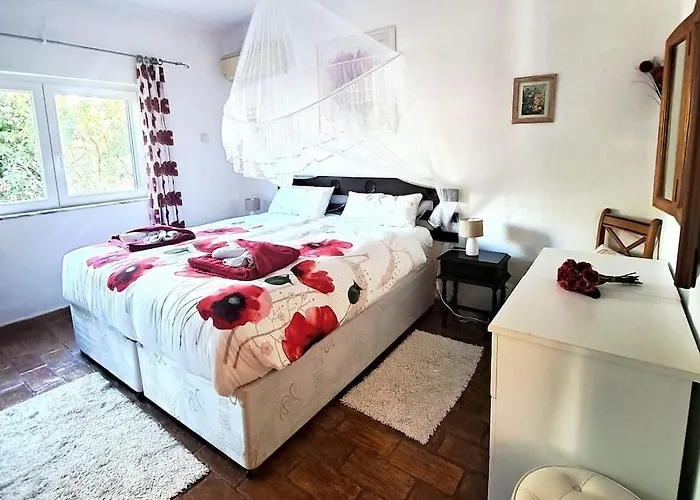 With 3 Bedrooms Ferienhaus *
