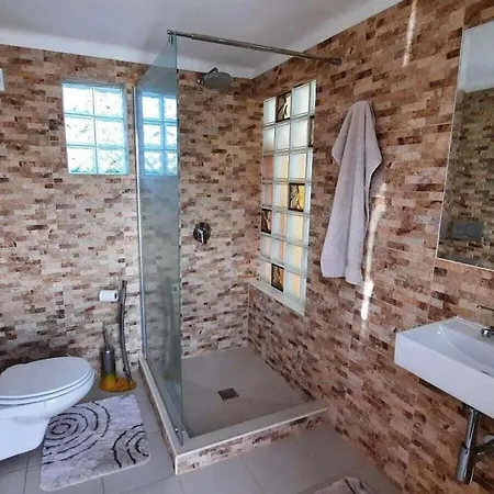 With 3 Bedrooms *