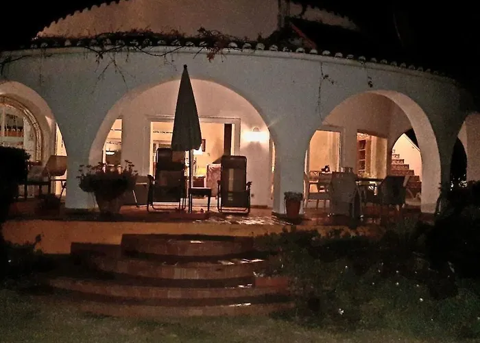With 3 Bedrooms Holiday home Carvoeiro (Lagoa)